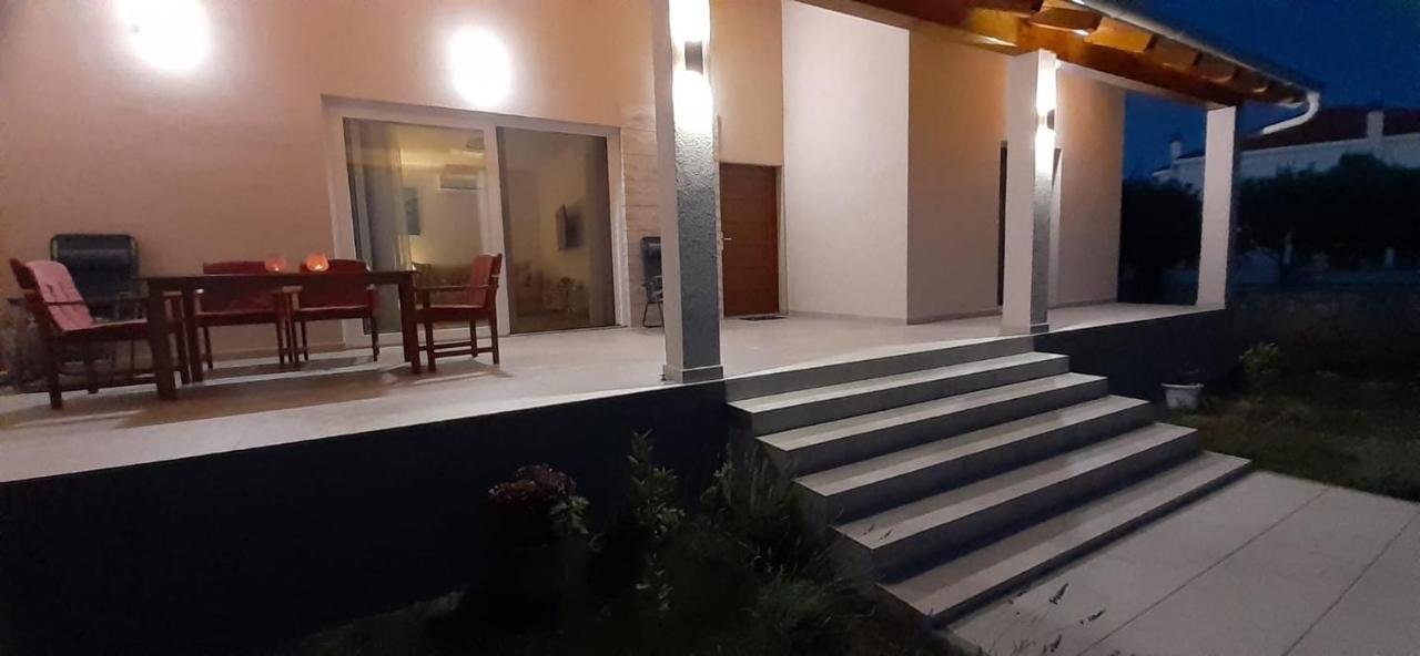Cvita & Gabi - Kuca Za Odmor Privlaka  Exteriör bild