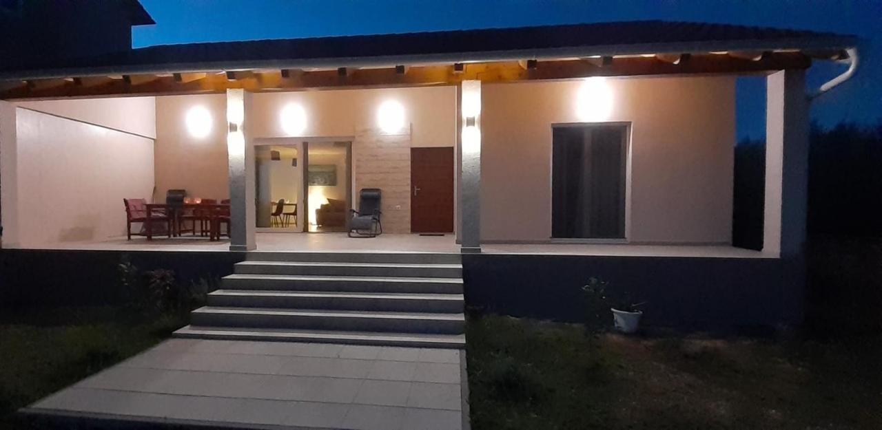 Cvita & Gabi - Kuca Za Odmor Privlaka  Exteriör bild