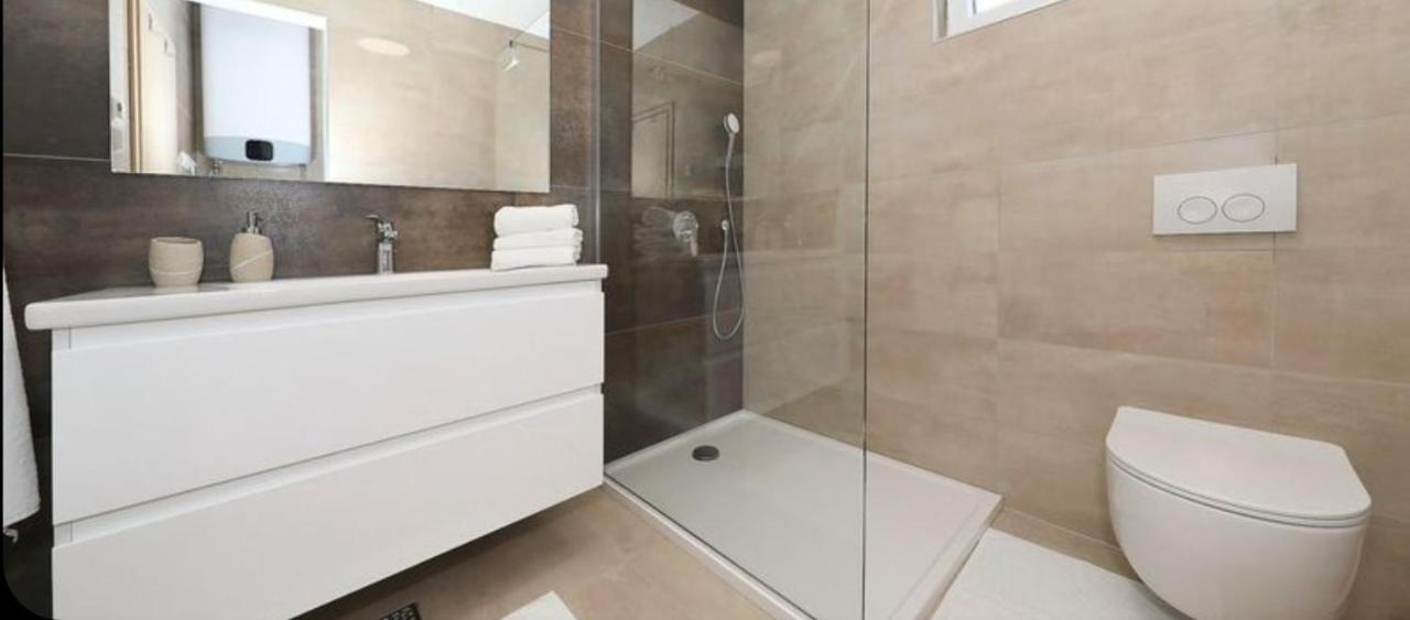 Cvita & Gabi - Kuca Za Odmor Privlaka  Exteriör bild